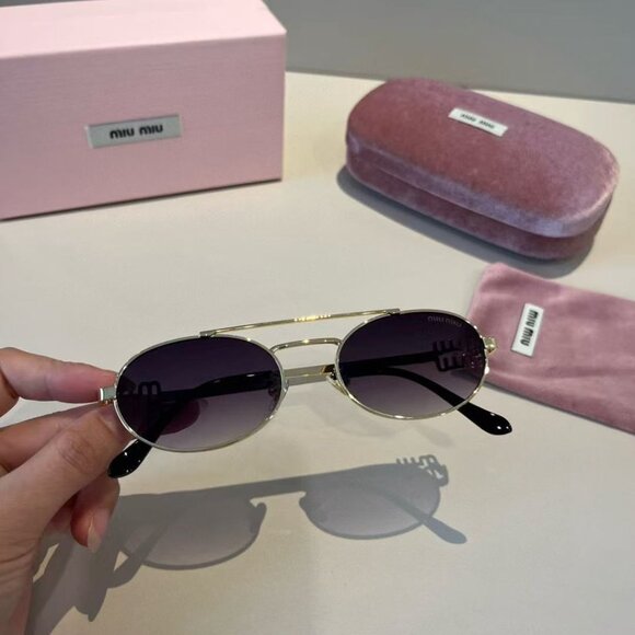 Miu Miu sunglasses main image 4